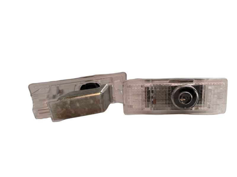 LED плафон за Audi 0007 6000K 12V 2 броя