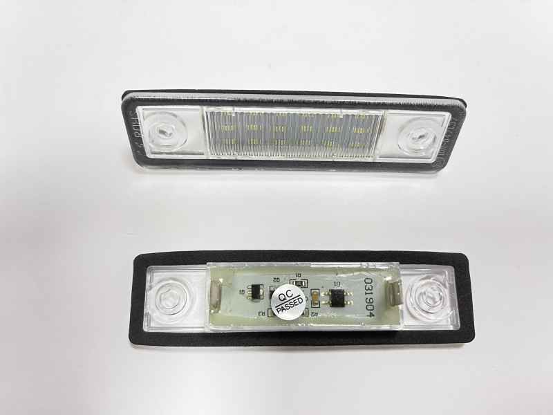LED плафон за OPEL 0059 7000K 12V 2 броя 